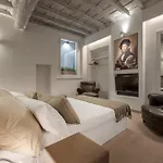 Raffaello Charmsuite