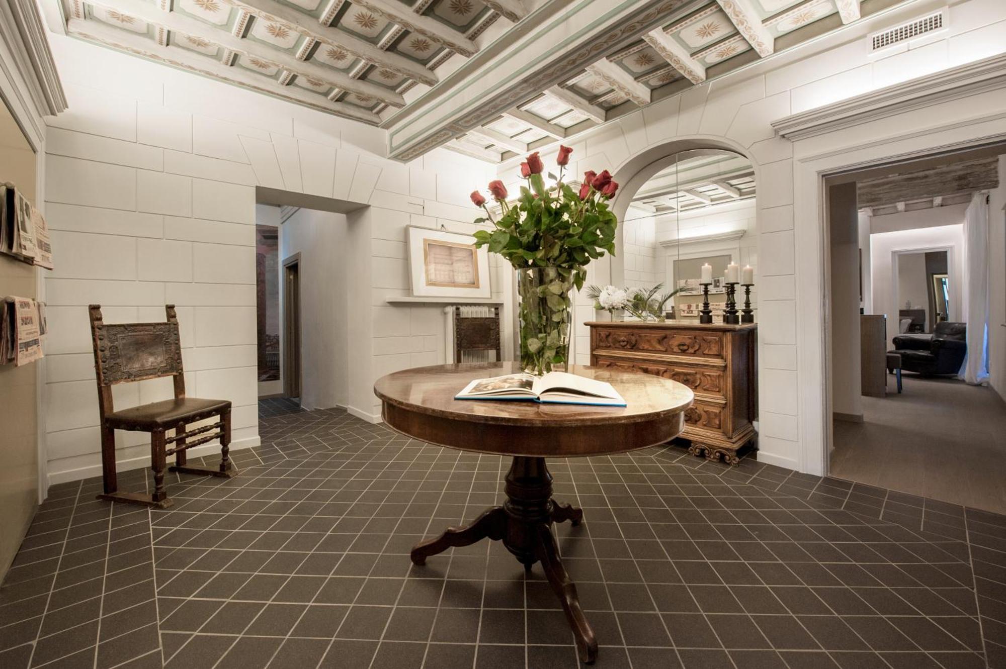 Appartamento Raffaello Charmsuite *